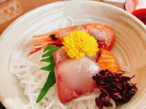 刺身のつまの歴史とその定義