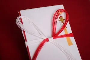 少ない金額に高級な祝儀袋はバランスが悪い