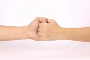 「固い」とは