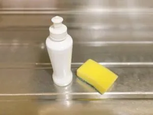 界面活性剤が入ったキッチン用洗剤