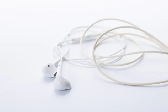 イヤホン